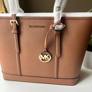 Michael Kors Sofiano  Leather Top-zip tote bag. NWT